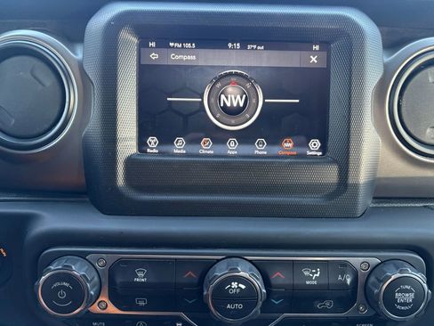 Used 2020 Jeep Gladiator Sport w/ Quick Order Package 24S image 8