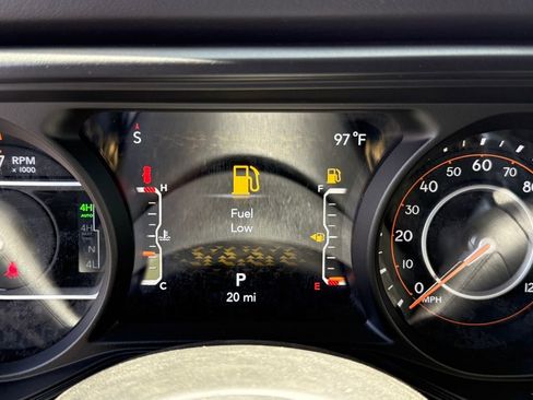 New 2025 Jeep Wrangler Unlimited Rubicon 392 image 21