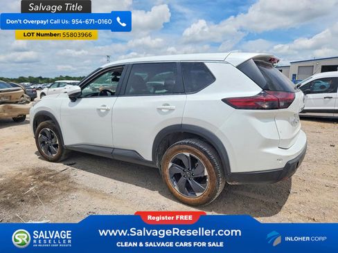 Used 2025 Nissan Rogue SV FWD image 3