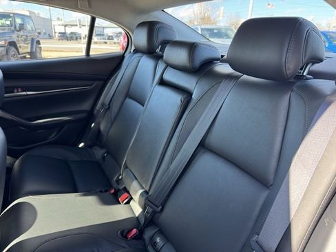 Used 2024 MAZDA MAZDA3 s image 12