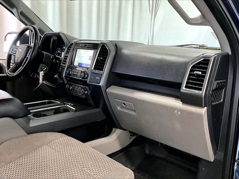 Used 2016 Ford F150 XLT w/ Equipment Group 302A Luxury image 28