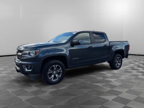 Used 2019 Chevrolet Colorado Z71 image 3