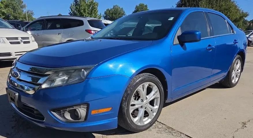 Used 2012 Ford Fusion SE FWD image 1
