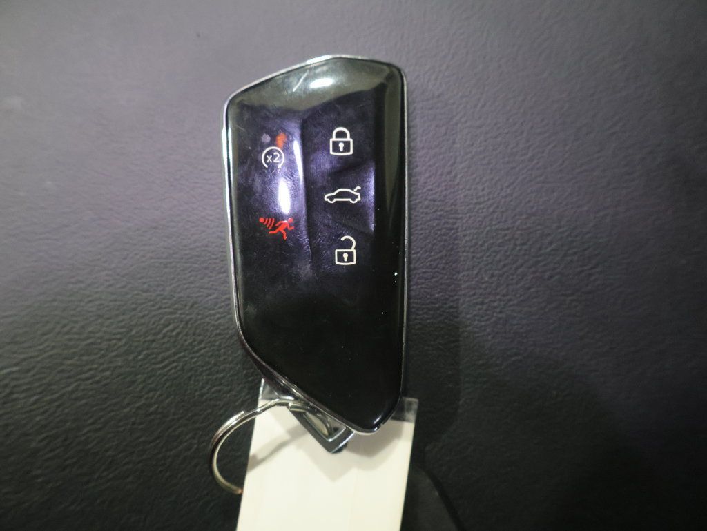 Used 2025 Volkswagen Atlas SE AWD/4WD image 27