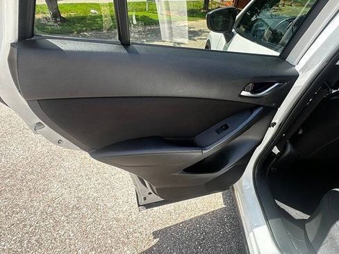 Used 2015 MAZDA CX-5 Touring FWD image 17