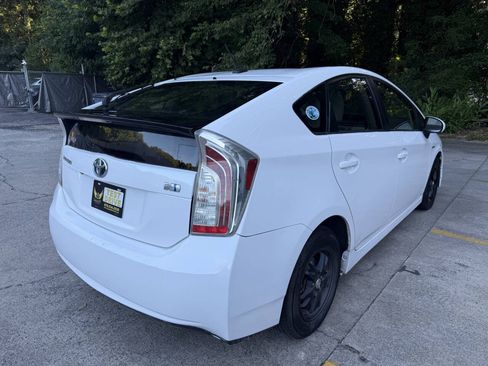 Used 2013 Toyota Prius Three FWD image 12
