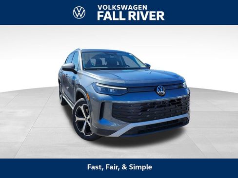 New 2026 Volkswagen Tiguan SE AWD/4WD image 1
