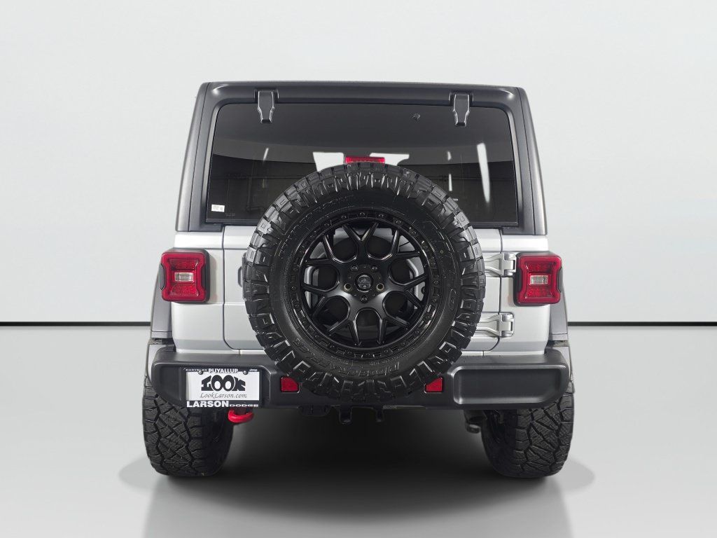 Used 2024 Jeep Wrangler Unlimited Rubicon AWD/4WD image 4