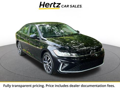 Used 2025 Volkswagen Jetta SE FWD image 1
