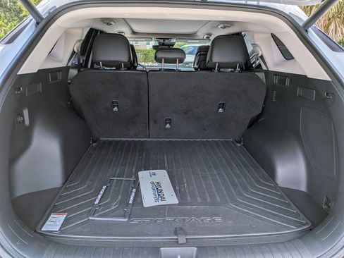 Used 2025 Kia Sportage SX FWD image 13