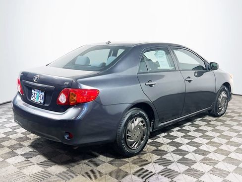 Used 2010 Toyota Corolla LE FWD image 8