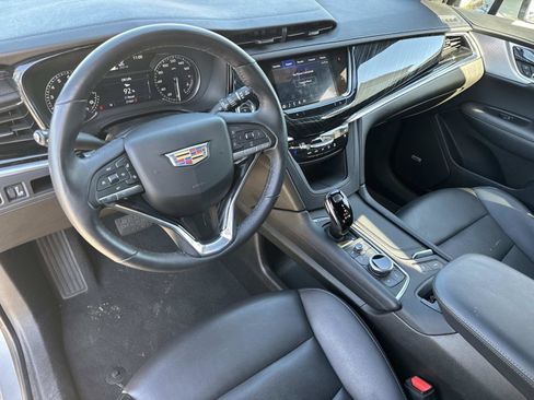 Certified 2025 Cadillac XT6 Premium Luxury image 24