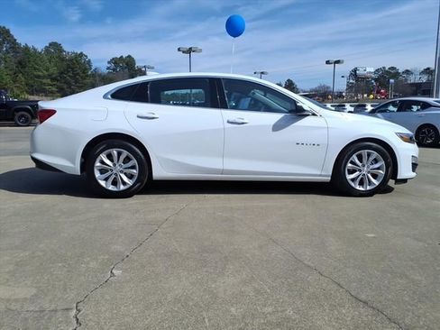 Used 2024 Chevrolet Malibu LT image 2