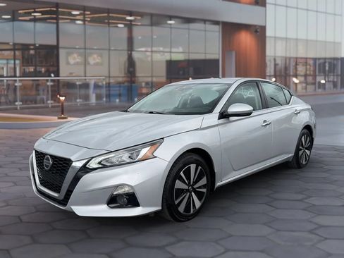 Used 2019 Nissan Altima 2.5 SV AWD/4WD image 4