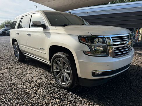 Used 2015 Chevrolet Tahoe LTZ RWD image 3