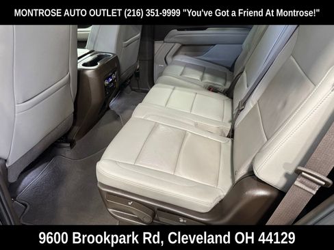 Used 2022 Chevrolet Tahoe Z71 w/ Z71 Off-Road Package AWD/4WD image 31