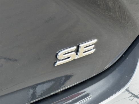 Certified 2026 Toyota Camry SE image 12