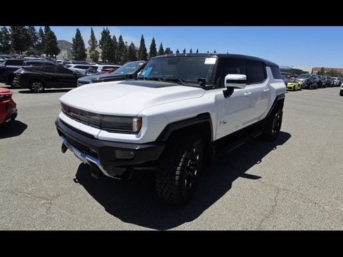 Used 2024 GMC Hummer EV 3X w/ Extreme Off-Road Package AWD/4WD image 3