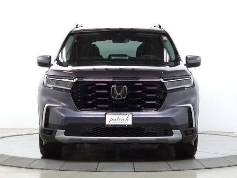 Used 2025 Honda Pilot Elite image 2