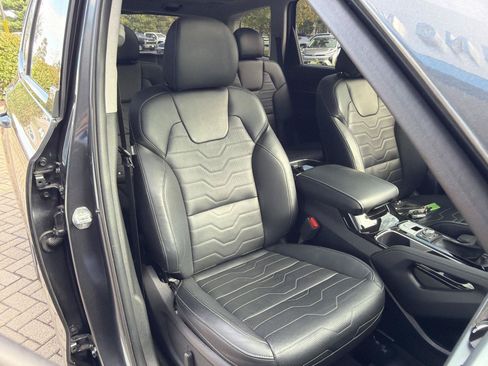 Used 2022 Kia Telluride SX w/ SX Prestige Package AWD/4WD image 38