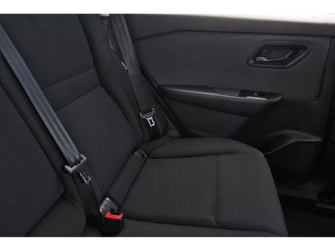 Used 2023 Nissan Rogue S FWD image 15