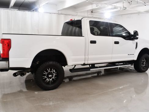 Used 2019 Ford F350 XLT w/ XLT Value Package AWD/4WD image 11