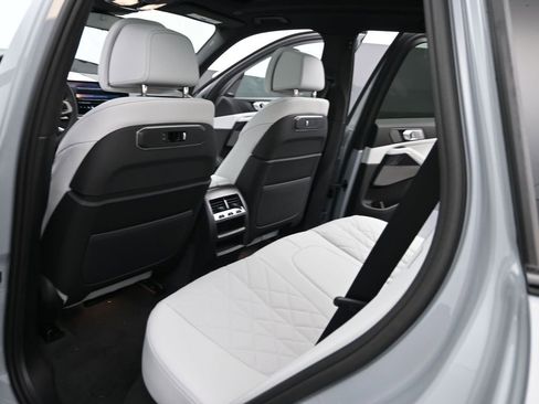 New 2026 BMW X5 sDrive40i w/ M Sport Package image 35