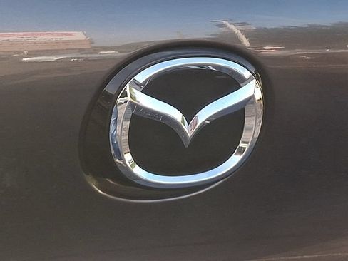 Used 2024 MAZDA MAZDA3 s FWD image 30