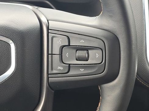 Used 2023 GMC Yukon AT4 w/ Technology Package image 35