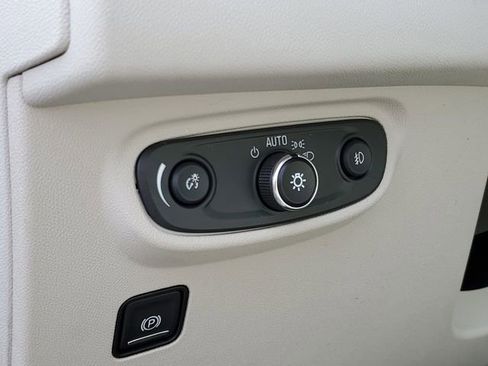 Certified 2019 GMC Terrain Denali w/ Advanced Safety Package image 24