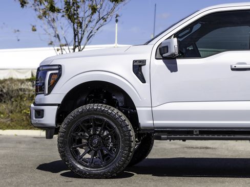 New 2025 Ford F150 Lariat w/ Equipment Group 502A High AWD/4WD image 23
