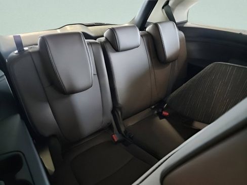 New 2026 Honda Odyssey Touring image 17