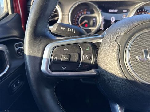 Used 2020 Jeep Gladiator Overland image 14