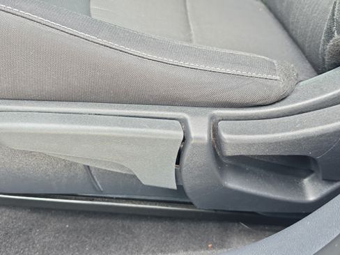 Used 2025 Nissan Sentra SV FWD image 24