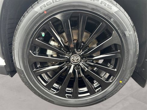 Used 2023 Toyota Highlander XSE image 14