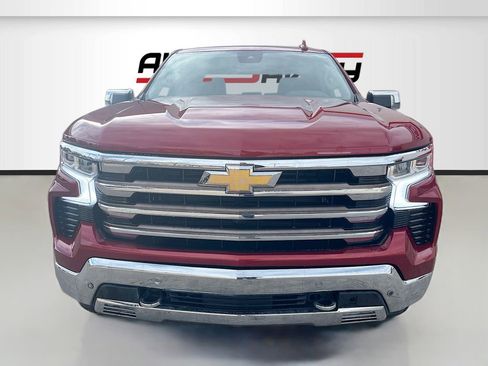 Used 2024 Chevrolet Silverado 1500 LTZ image 2