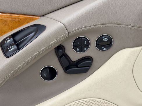 Used 2007 Mercedes-Benz SL 550 image 21