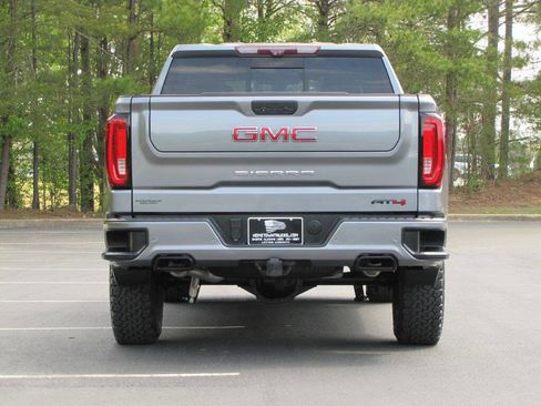 Used 2020 GMC Sierra 1500 AT4 w/ AT4 Premium Package image 12