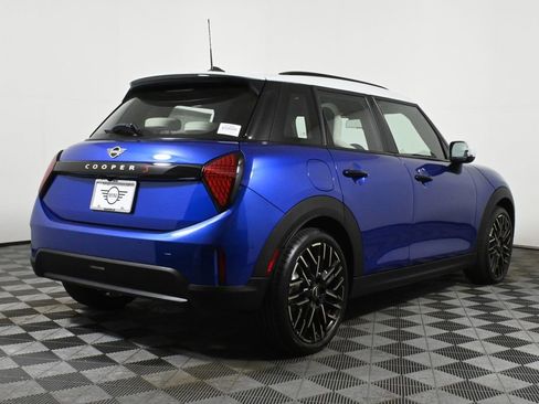 Used 2025 MINI Cooper S image 7