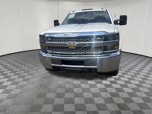 Used 2019 Chevrolet Silverado 2500 W/T AWD/4WD image 3