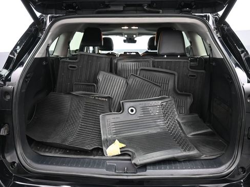 Certified 2020 Toyota Highlander XLE image 22