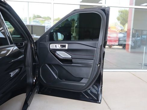 Used 2023 Ford Explorer ST w/ Equipment Group 401A AWD/4WD image 47