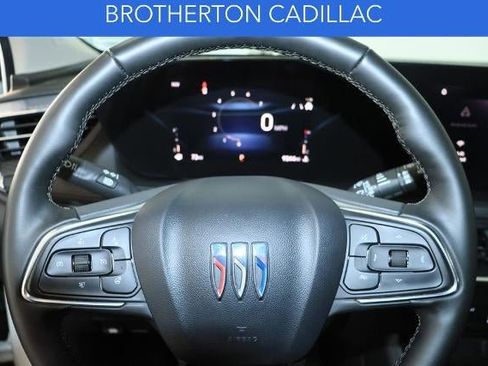 Certified 2025 Buick Encore GX Sport Touring w/ Advanced Technology Package AWD/4WD image 18