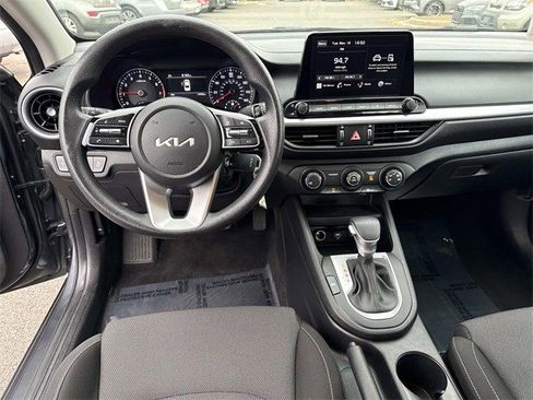 Certified 2023 Kia Forte LXS image 17