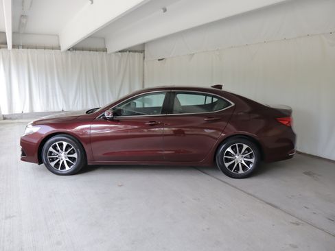 Used 2015 Acura TLX w/ Technology Package FWD image 25