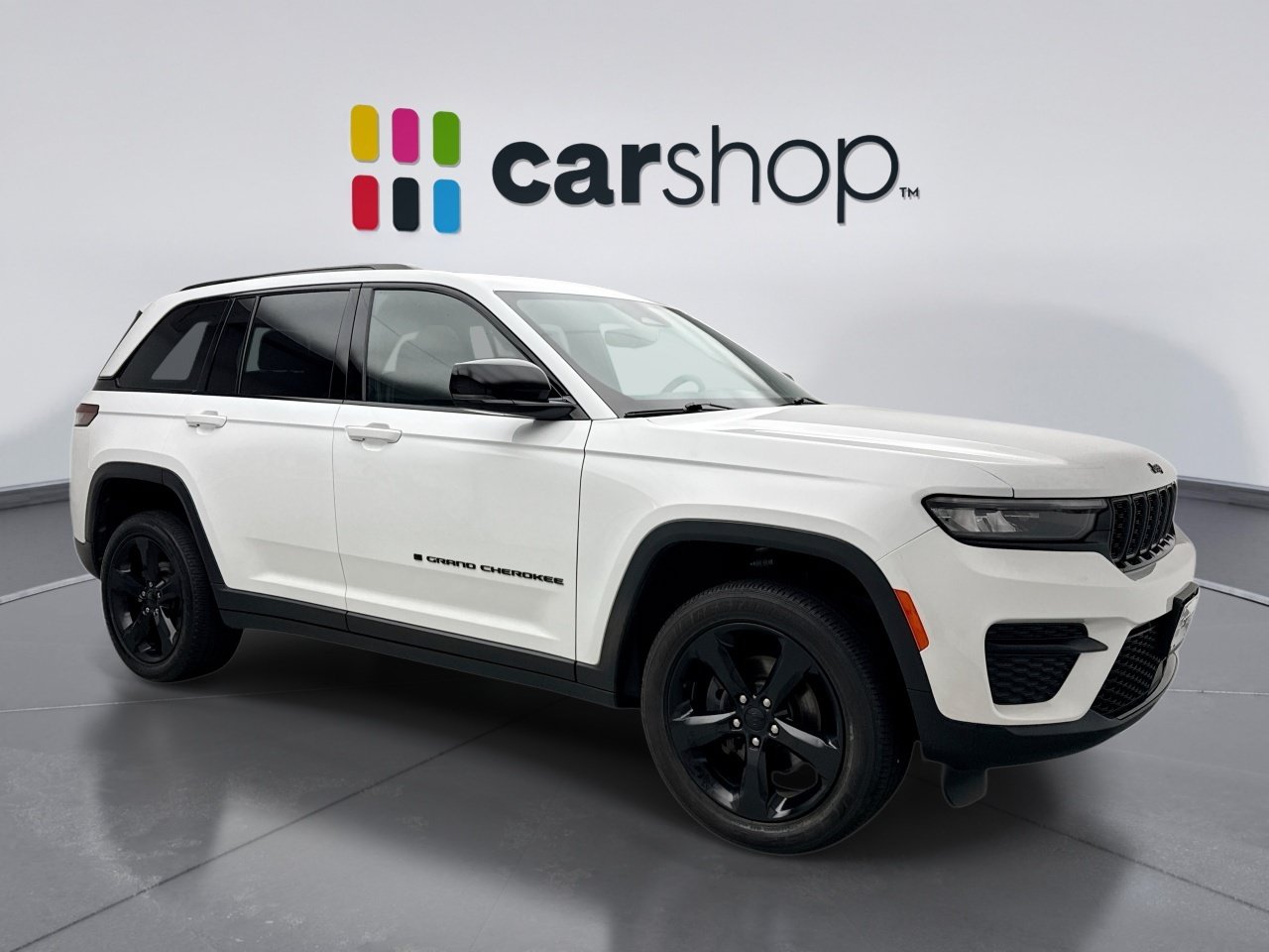 Used 2023 Jeep Grand Cherokee Altitude AWD/4WD image 7