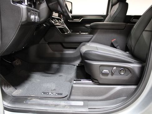 New 2026 GMC Sierra 2500 Denali w/ Denali Reserve Package image 21