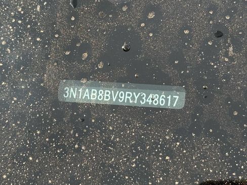 Used 2024 Nissan Sentra S FWD image 13