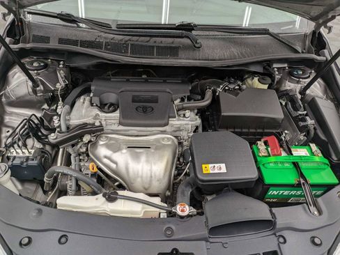 Used 2017 Toyota Camry XSE w/ Moonroof Package image 15