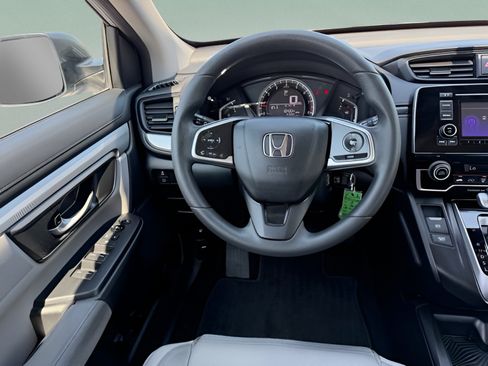 Used 2018 Honda CR-V LX image 12